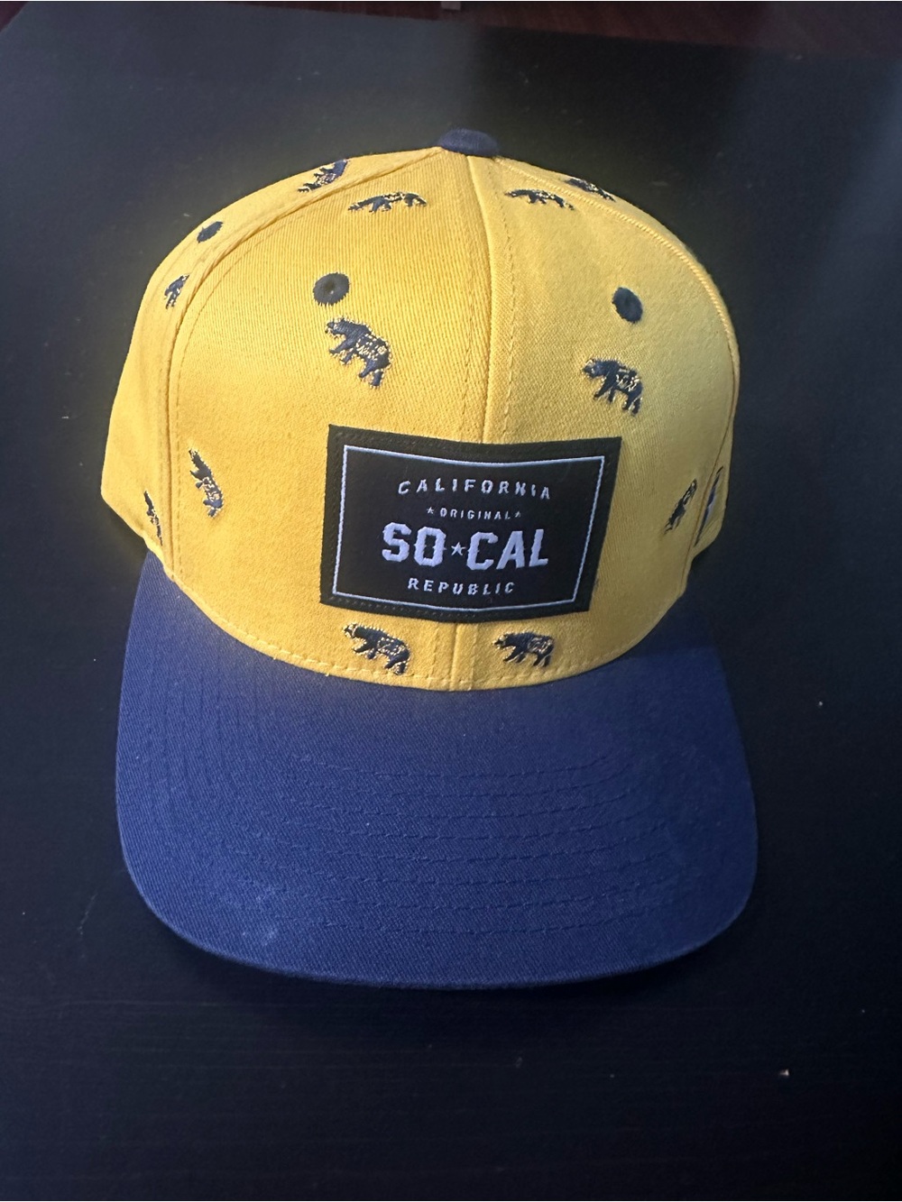 Men’s Two-Tone Yellow & Navy Baseball Cap